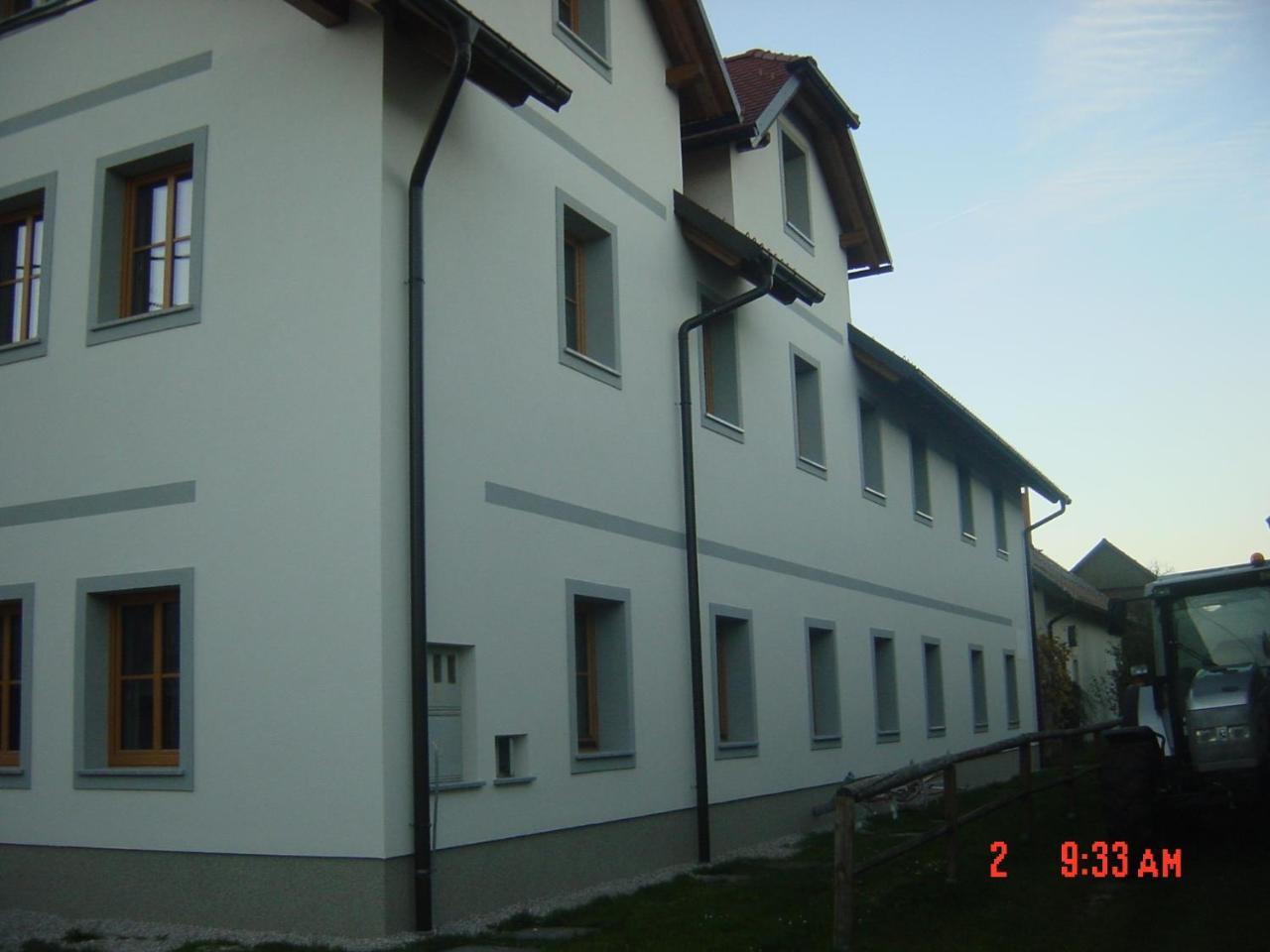 Apartments Vrdjan Cerknica Exterior photo